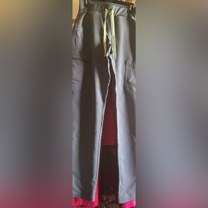 Women’s Figs Scrub Pants